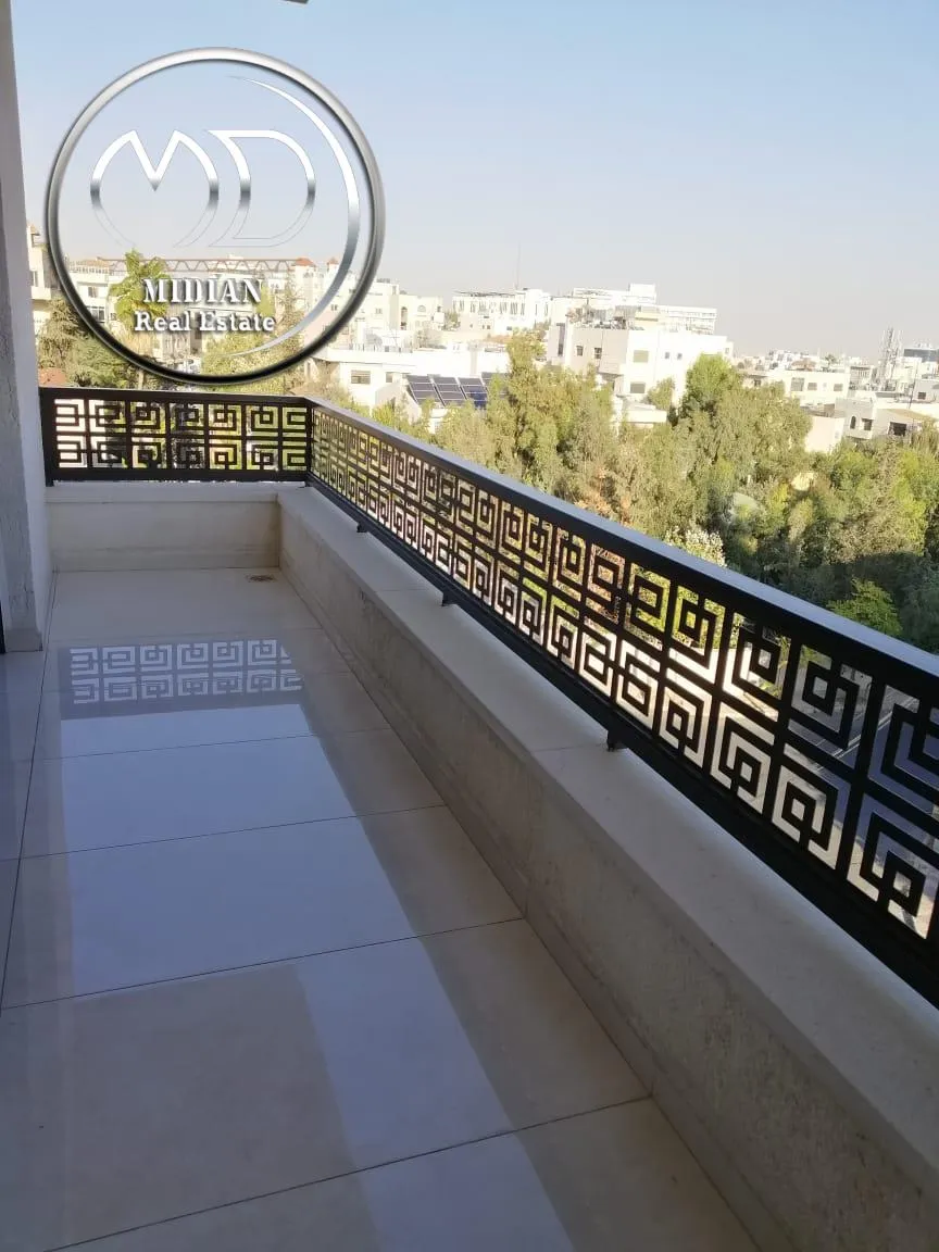 شقة في Al - Shmaysani