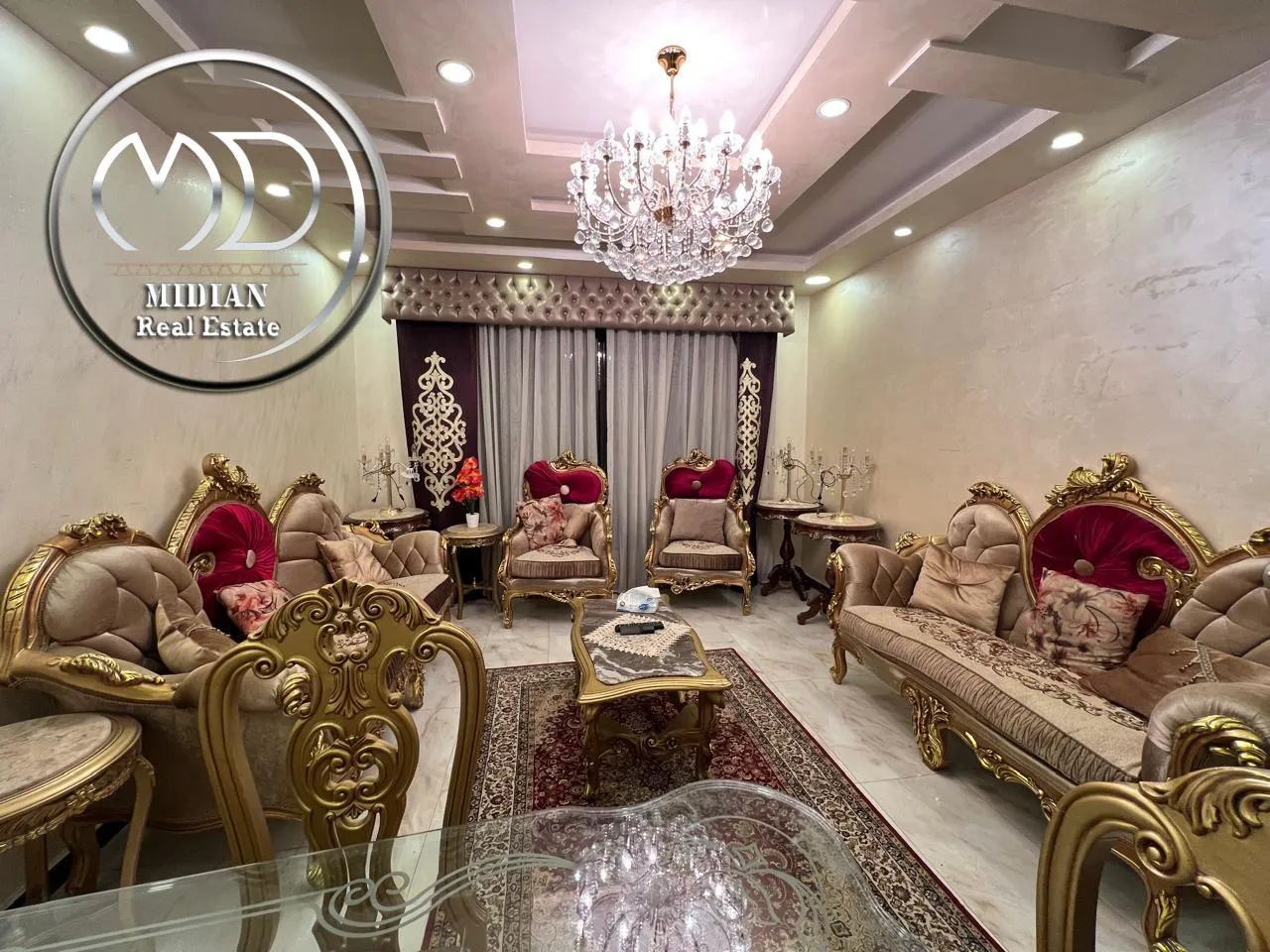 شقة في Al - Shmaysani