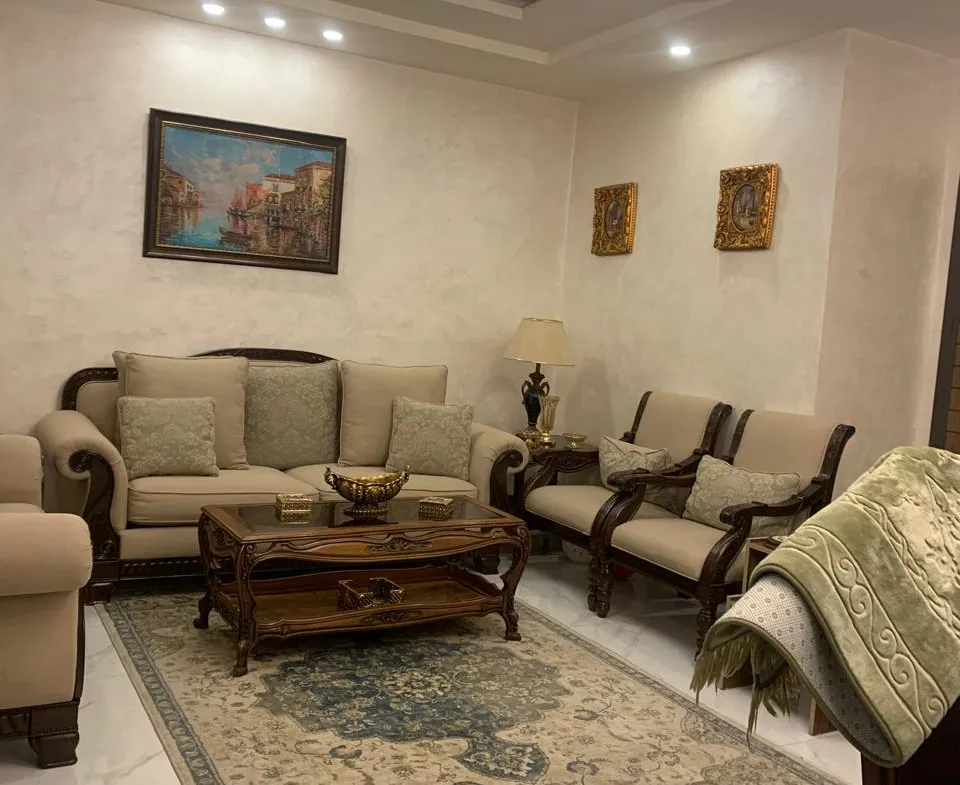 شقة في Al - Shmaysani