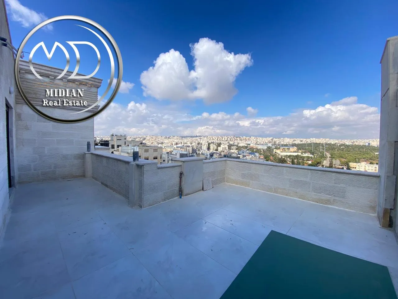 شقة في Al - Shmaysani