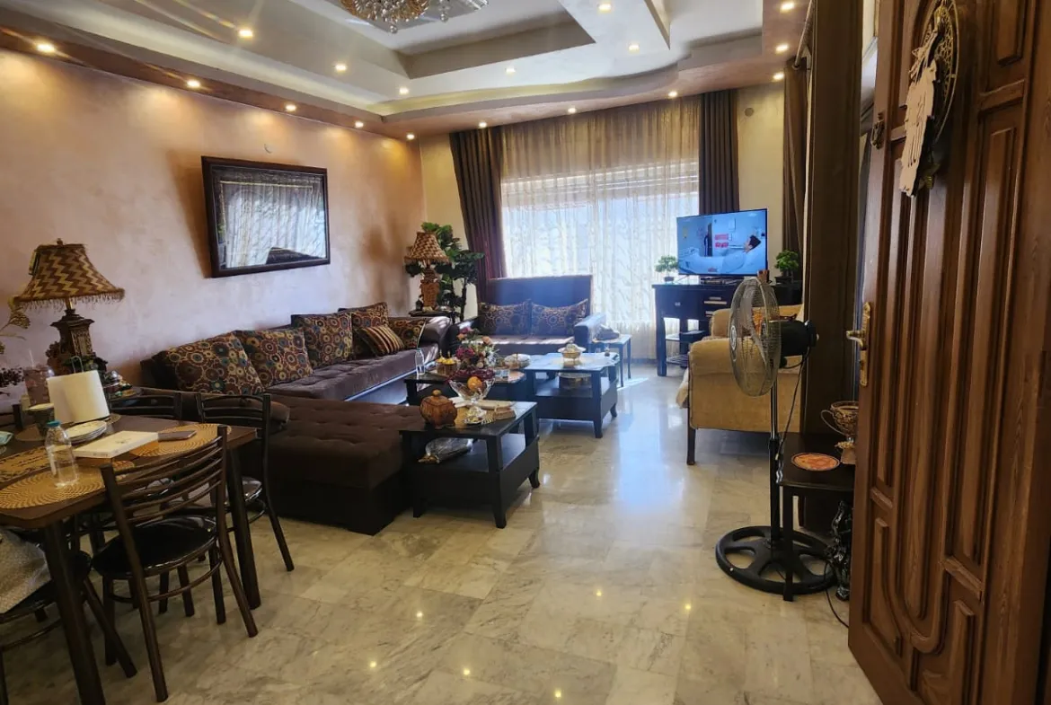 فيلا في Al - Shmaysani