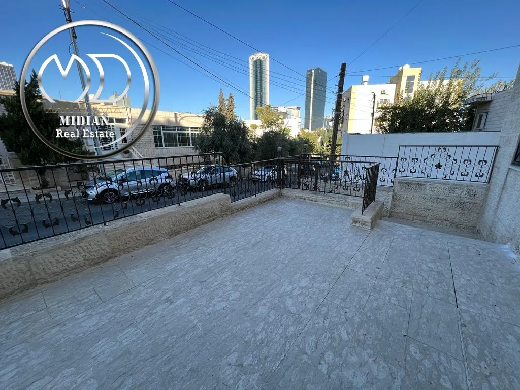 شقة في Al - Shmaysani